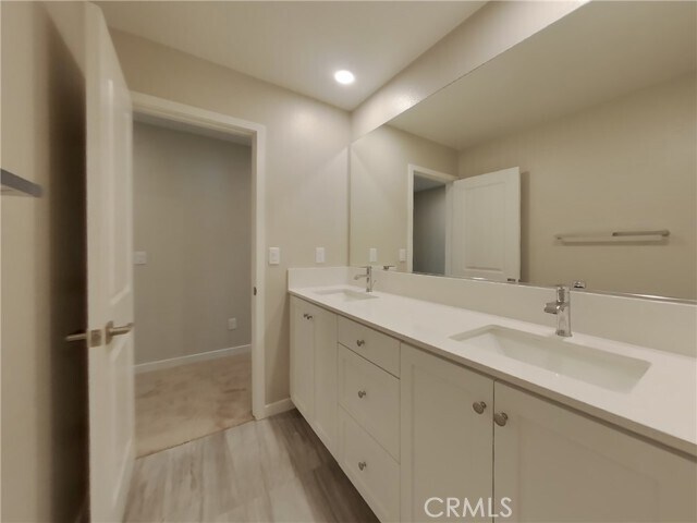 Building Photo - 31684 Willowood Way