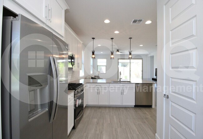 Building Photo - 8908 W Bethany Heights Dr