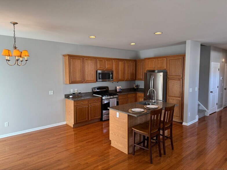 Building Photo - 9 Caldwell Terrace