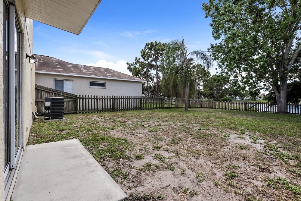Building Photo - 13121 Fennway Ridge Dr