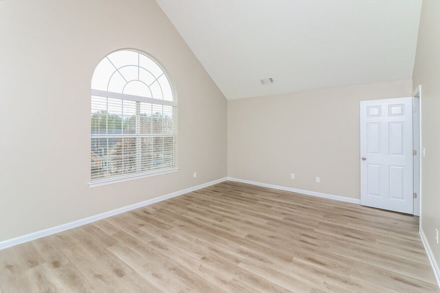 Building Photo - 6981 Borowood Ln
