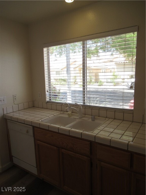 Building Photo - 192 Renville Ct