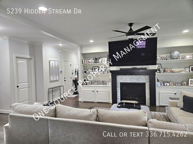 Building Photo - 5239 Hidden Stream Dr