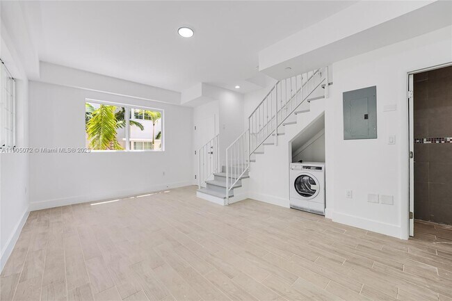 Primary Photo - 1519 Pennsylvania Ave