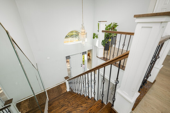 Building Photo - 4025 Rolling Meadow Ln