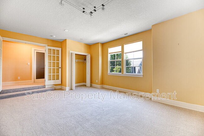 Building Photo - 4492 NW 125th Ave