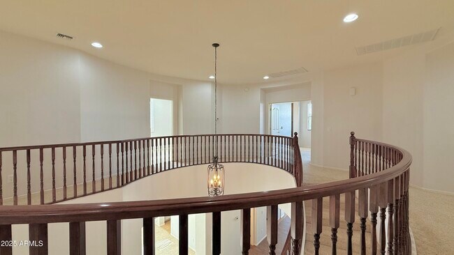 Building Photo - 3316 E Kingbird Pl