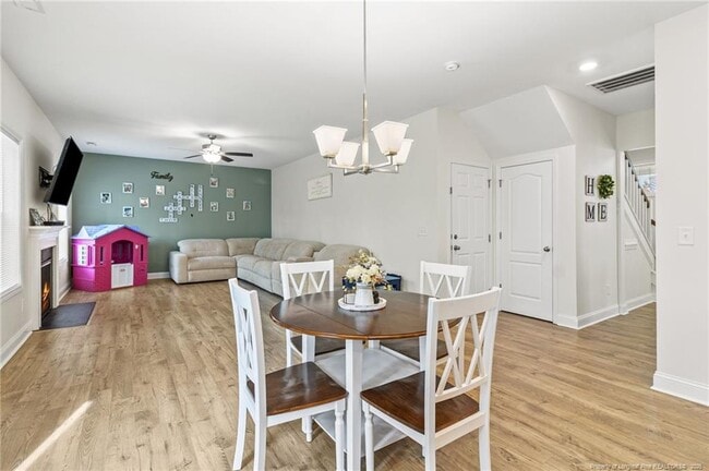 Building Photo - 216 Bunting Dr