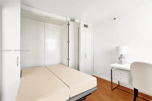 Building Photo - 1775 Washington Ave