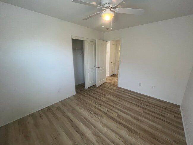 Building Photo - 2 Story-Single Family Home Located in Providence