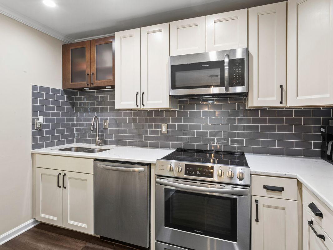 Building Photo - 1488 Orleans Ct
