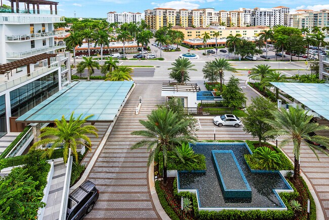 Building Photo - 210 SE Mizner Blvd