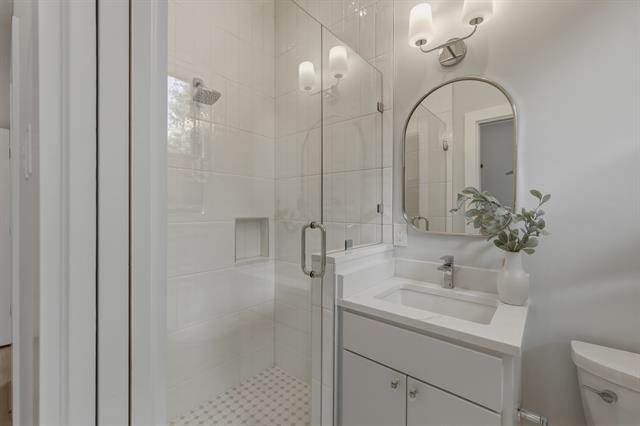 Building Photo - 7340 Syracuse Dr