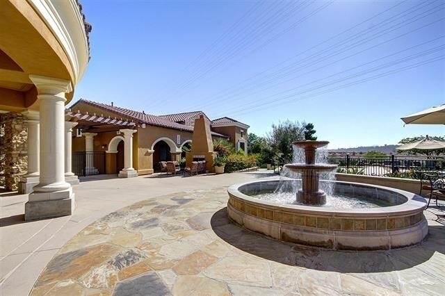Building Photo - 2626 Bellezza Dr