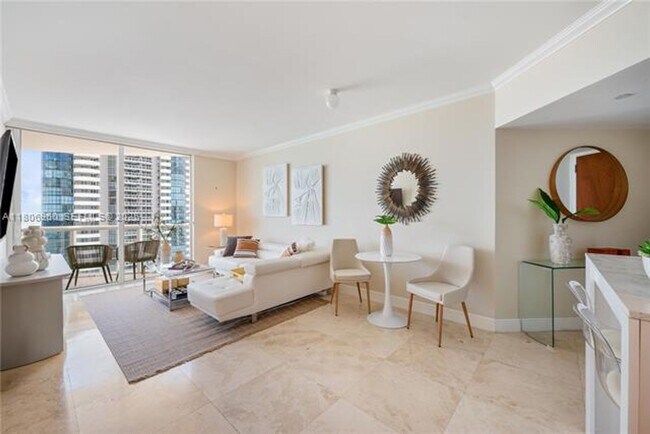 Building Photo - 6365 Collins Ave