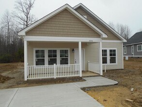 Building Photo - 3206 Grapevine Ct W
