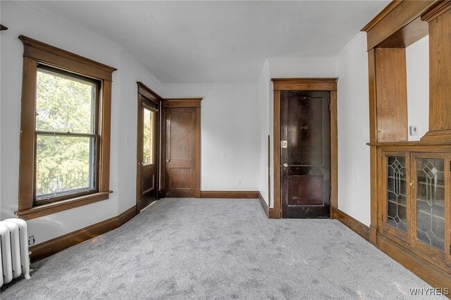Building Photo - 205 Lisbon Ave