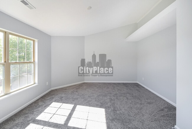 Building Photo - 6677 W Longview Dr
