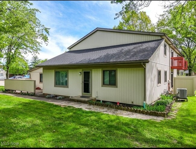 Building Photo - 5589 Rainier Ct