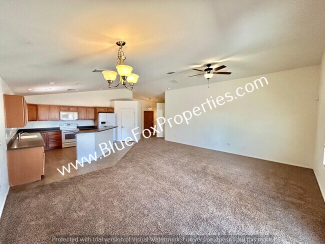 Building Photo - 6626 E Bambino Rd