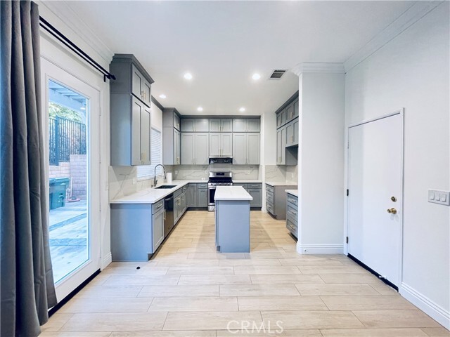 Building Photo - 1530 Glacier Way