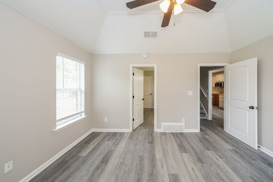 Building Photo - 13073 Claybourne Cove