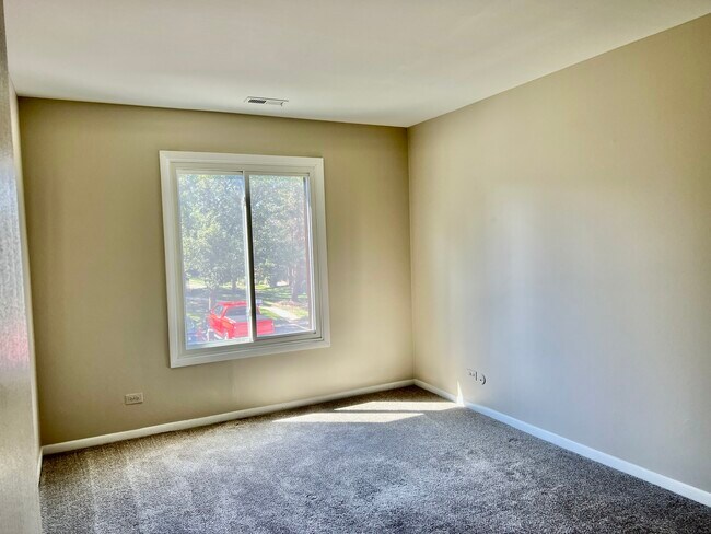 Building Photo - 1485 Johnstown Ln