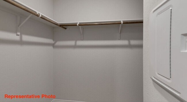 Building Photo - 4 BR/ 2BA - 1612 SF - Seguin in Arroyo Ranch!