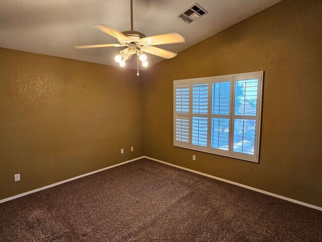 Building Photo - Spacious 3bd home in peoria