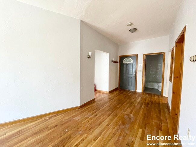 Building Photo - 259 North St