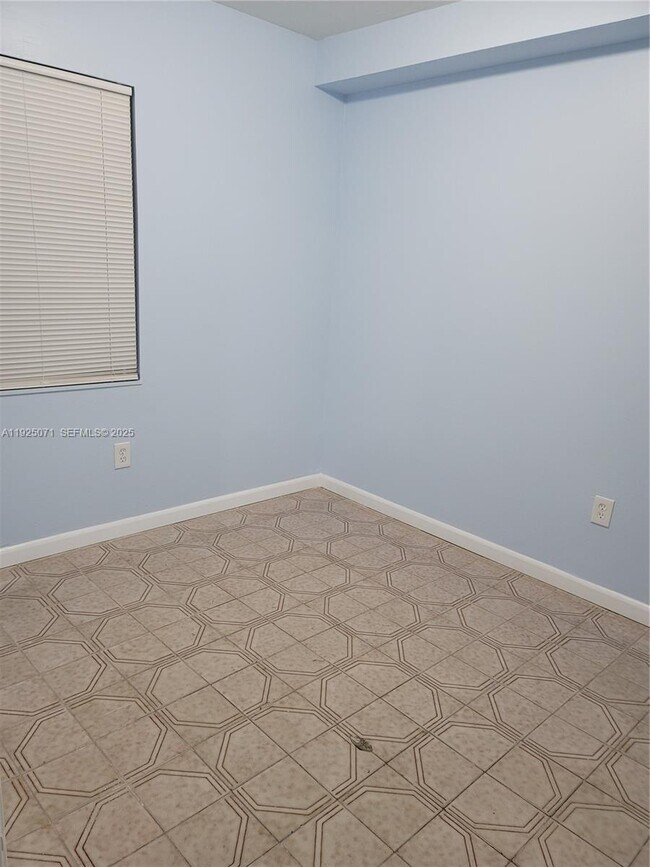 Building Photo - 200 NW 107th Ave