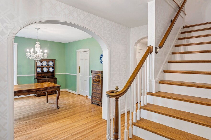 Building Photo - 15 Brazillian Ct