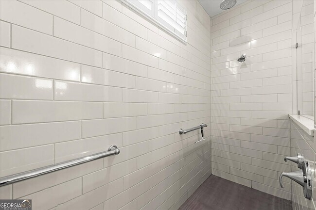 Building Photo - 1021 Leeward Run Trl