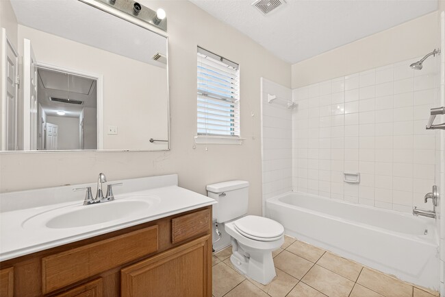 Building Photo - 8839 Aspen Meadow Dr