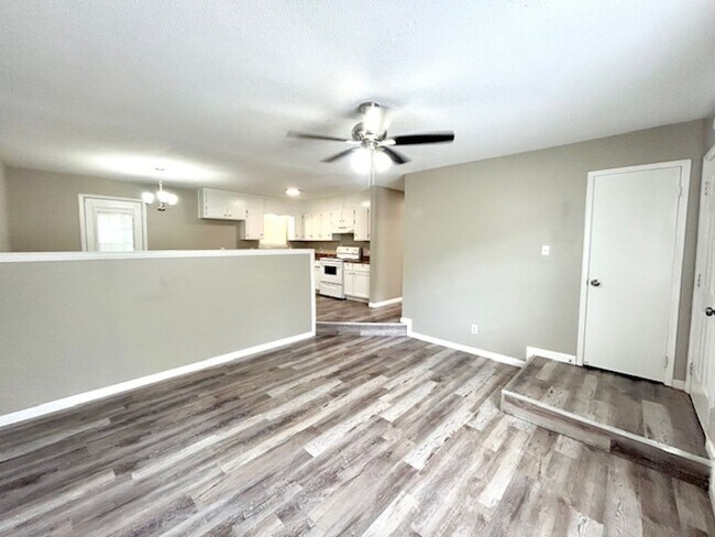 Building Photo - Spacious 4-Bedroom, 2-Bath Home Located in...