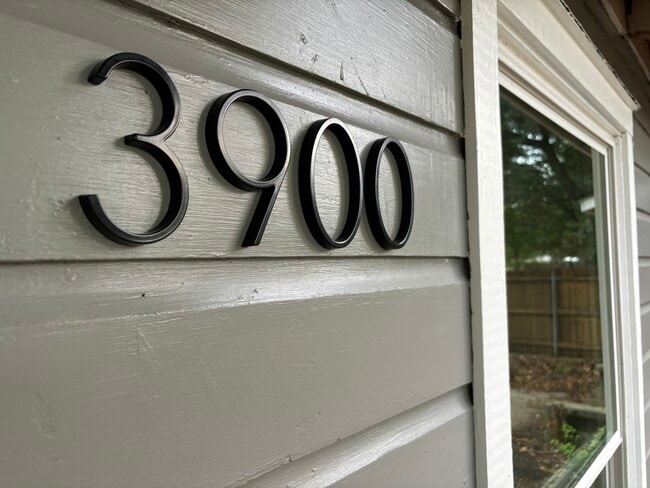 Building Photo - 3900 Sanger Ave