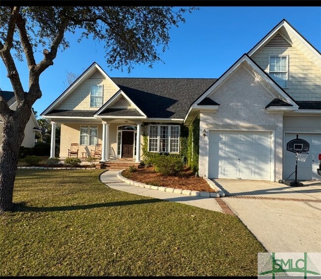 Primary Photo - 104 Southernwood Pl