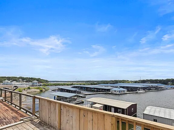 Building Photo - 241 Anchor Rd