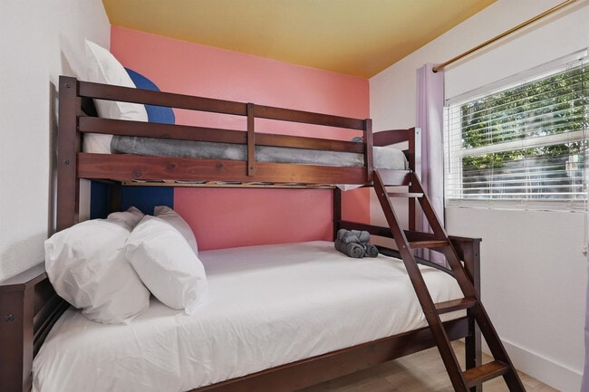 Building Photo - 13542 Purple Sage Rd