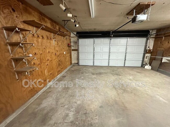 Building Photo - 7908 Harvest Hills Rd