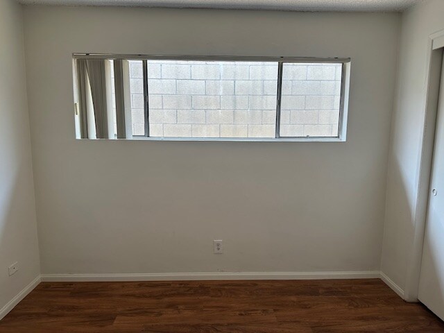 Building Photo - 4405 Elizabeth St