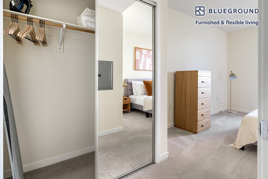 Building Photo - 550 Moreland Way