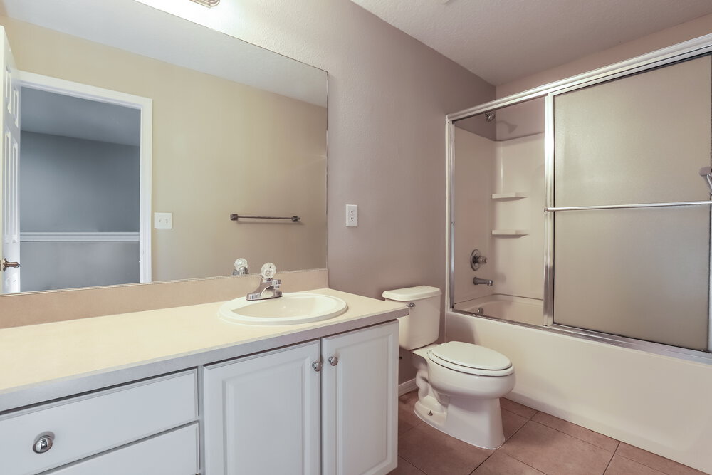 Building Photo - 319 Vine Cliff St