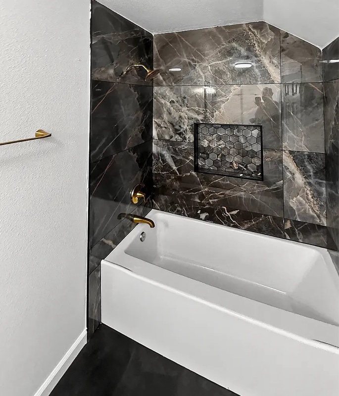 Building Photo - 4483 Bond St