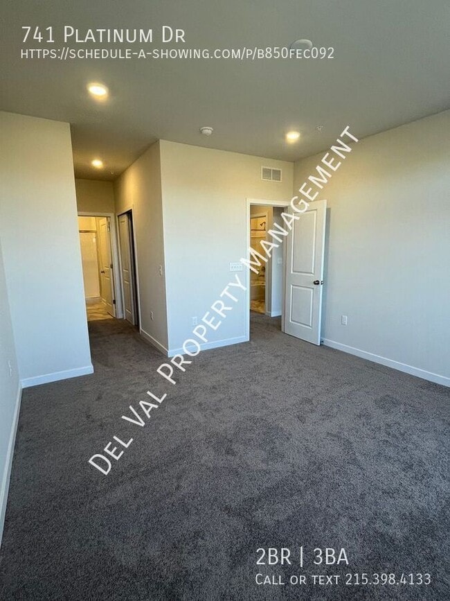 Building Photo - 741 Platinum Dr