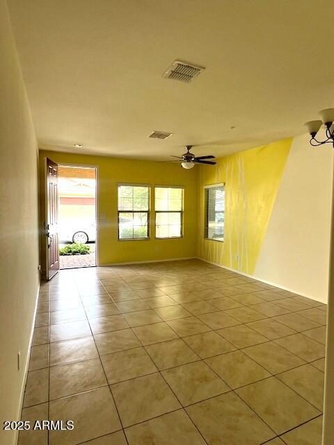 Building Photo - 1815 W Bonanza Dr