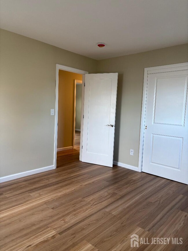 Building Photo - 260 Washington Ave