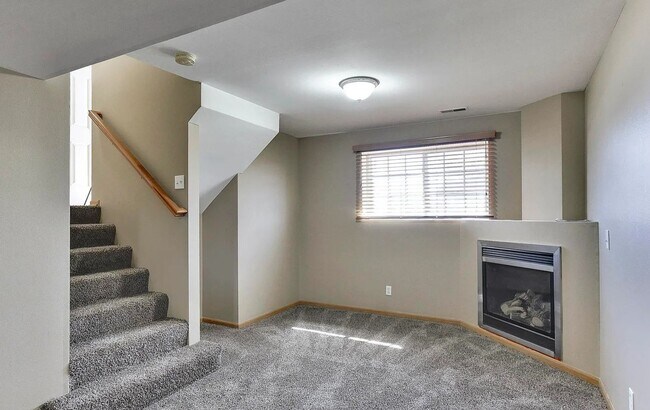 Building Photo - 15304 Bondesson St