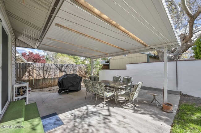 Building Photo - 1490 Foster Dr