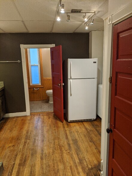 Building Photo - 2255 Pierce St NE